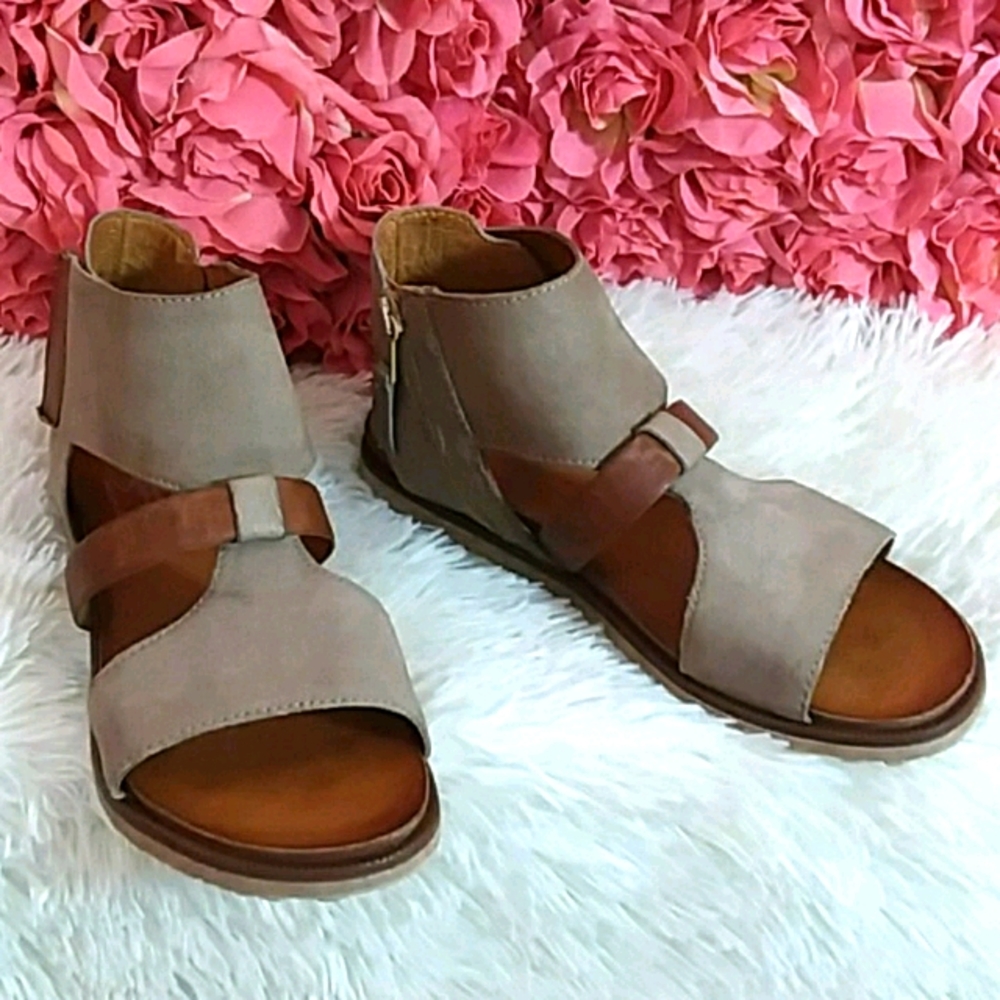 Miz Mooz NYC Sandals sz 40/9.5
